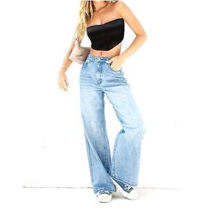 High waisted baggy Jeans in light wash